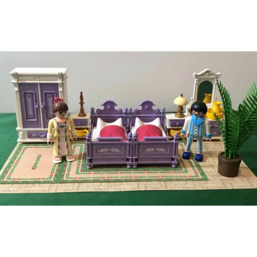 Playmobil 摩比 5325 絕版 維多利亞 夢幻紫臥室 臥房 床 衣櫃 梳妝台 衣櫥 地毯（二手無盒）