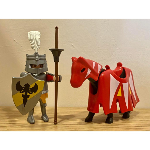 Playmobil 摩比 絕版 中世紀 騎士與戰馬（二手）