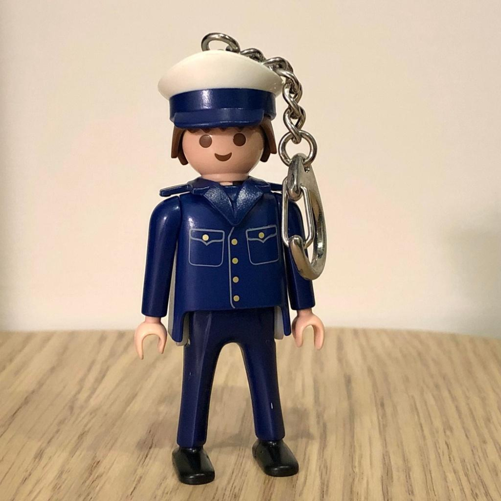 Playmobil 摩比 多款 絕版 全新 鑰匙圈 空姐 特務 城市少女 海盜 警察 原始人 騎士-細節圖6