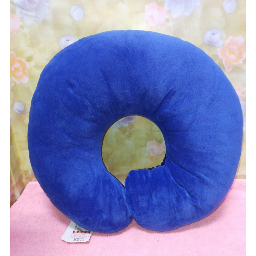 正版 巴噗狗 大冒險 巴哥狗 頸枕 小狗 抱枕 靠枕 U型枕 U枕 午睡枕-細節圖2