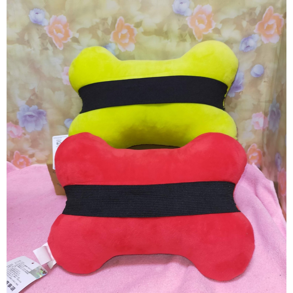 迪士尼 正版 tsumtsum 疊疊樂 小靠枕 車枕 米奇 三眼怪 巴斯光年 胡迪 骨頭枕 午睡枕-細節圖2