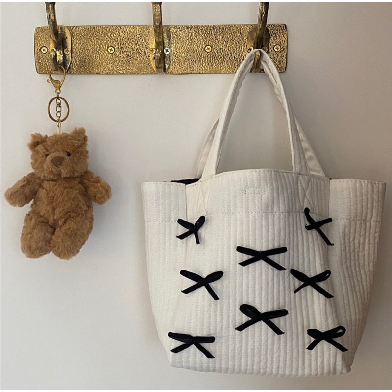 𝐁𝐞𝐧𝐢𝐫現貨｜正韓🇰🇷醜熊熊鑰匙扣 毛茸茸鑰匙環 娃娃鑰匙圈-細節圖3