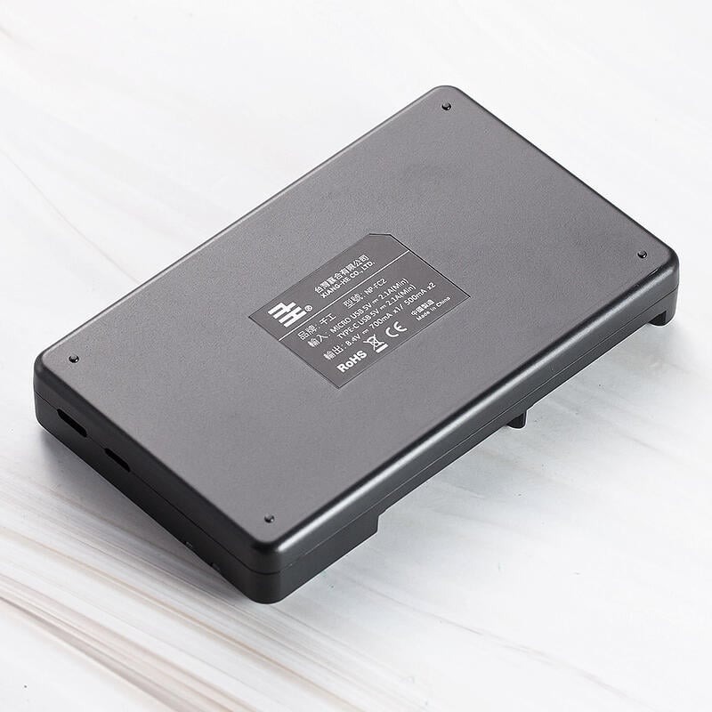 三重☆大人氣☆千工 Micro USB/ Type-C  NP-F 雙槽充電器 for F550 F750 F970-細節圖3