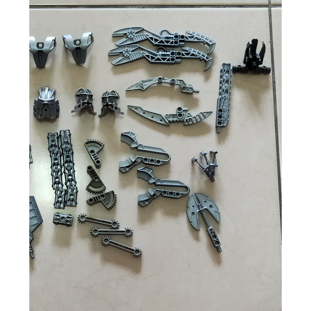 (有興趣的零件請圈起詢問) 二手 樂高 LEGO 零件 bionicle 生化戰士 銀色 淺灰-細節圖2