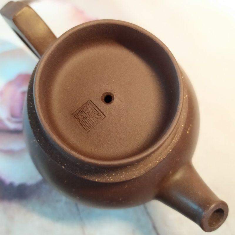 🍵宜興紫砂廠 舖砂 三足牛蓋壺🍵壺名：三足牛蓋 蓋款：林園 泥料：紫泥鋪砂 宜興壺 紫砂壺 茶壺 茶具-細節圖5