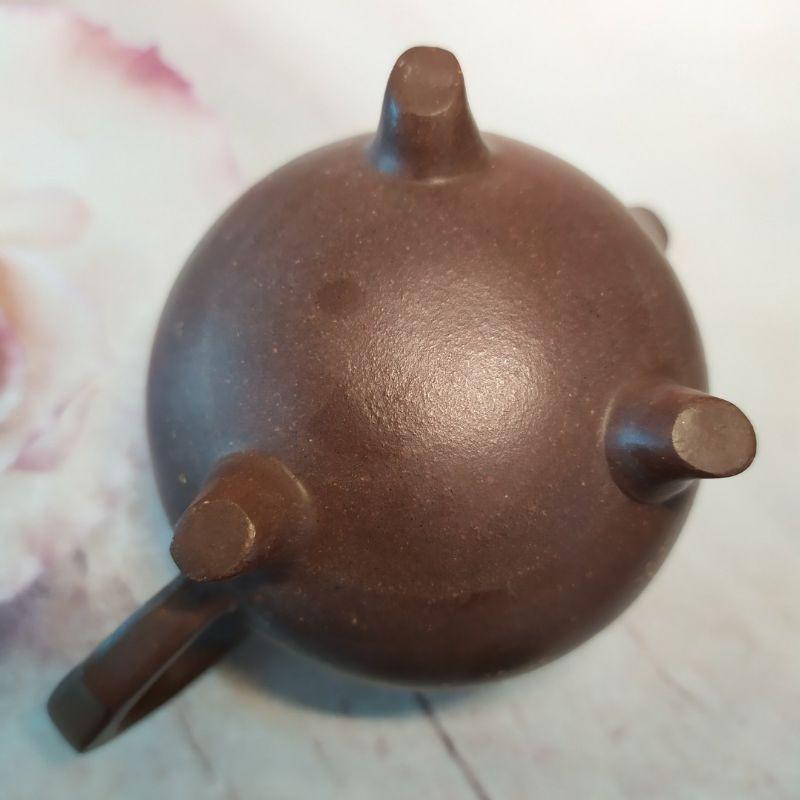 🍵宜興紫砂廠 舖砂 三足牛蓋壺🍵壺名：三足牛蓋 蓋款：林園 泥料：紫泥鋪砂 宜興壺 紫砂壺 茶壺 茶具-細節圖8