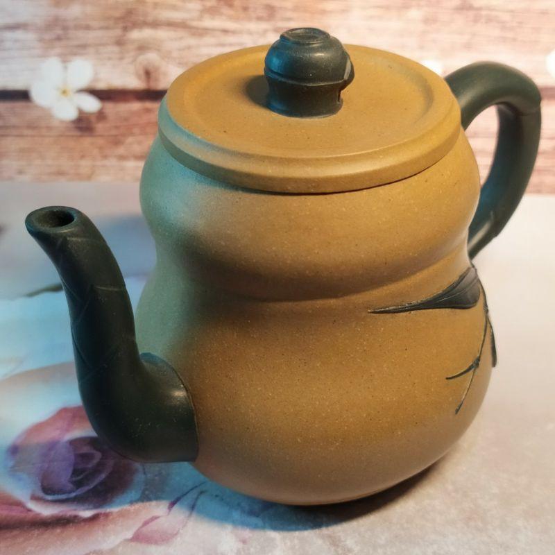 ‌🍵宜興紫砂廠 雙色  竹段壺🍵出水：7孔 約180cc 段泥+綠泥 荊溪江製 宜興 宜興壺 紫砂壺 茶壺 茶具-細節圖2