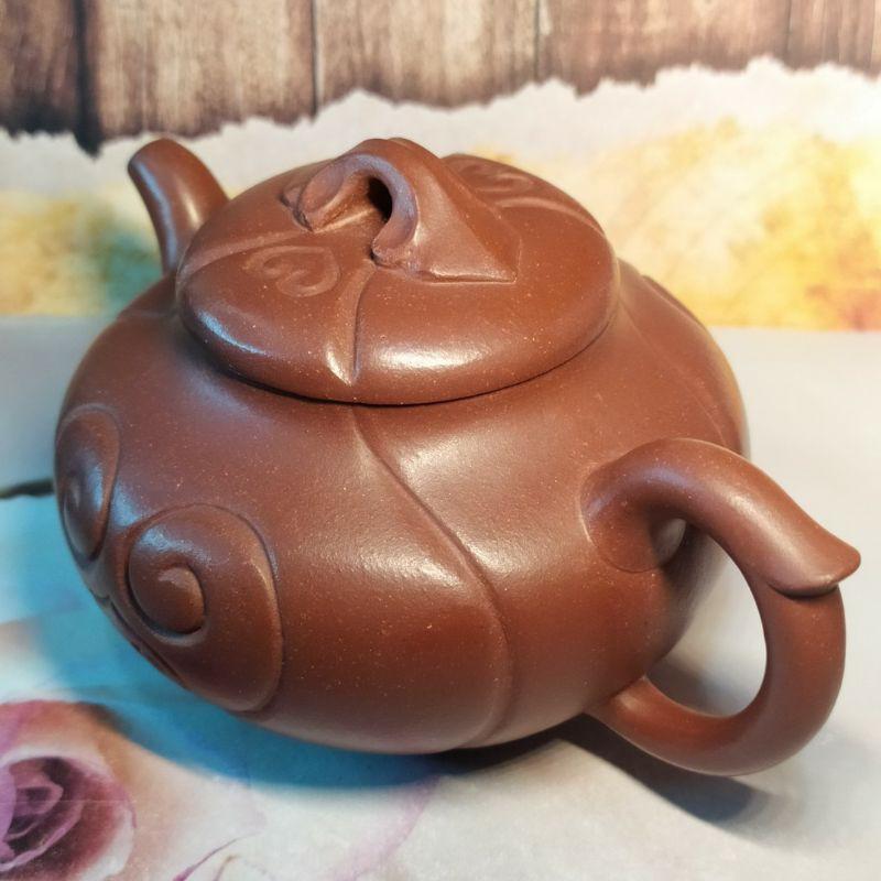 🍵紫砂一廠  如意壺 🍵壺名：心型如意壺底款：中國宜興 蓋款：漢棠泥料：清水泥 容量：約200cc 出水：7孔-細節圖4