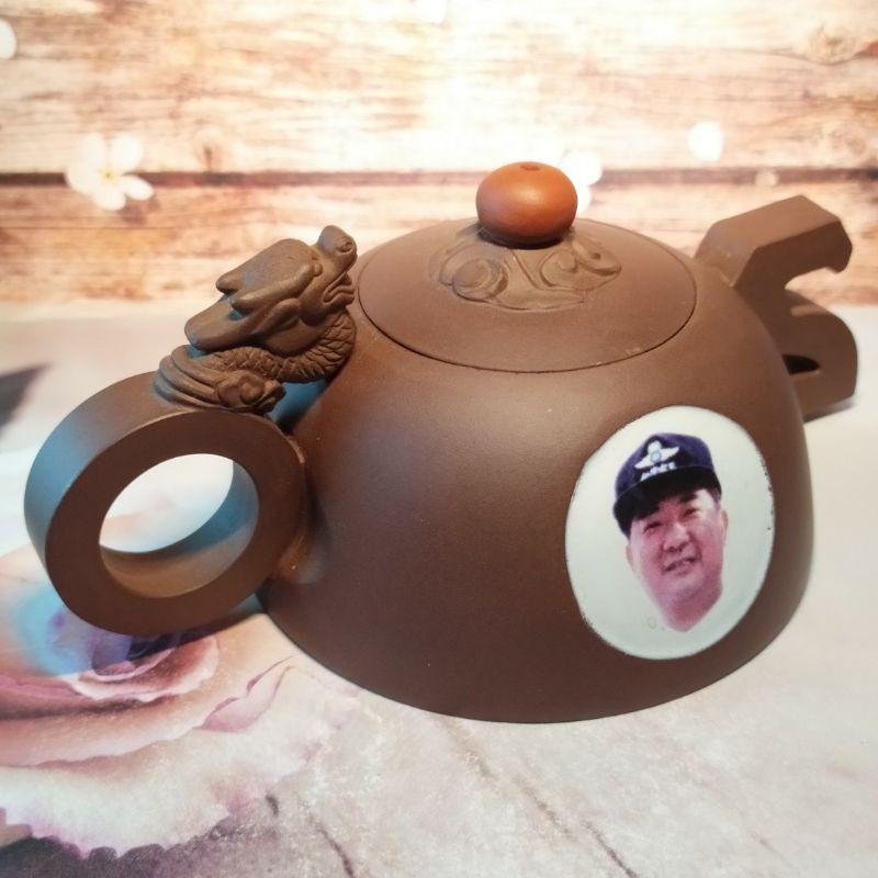 🍵2000年 飛龍造型 紀念壺🍵  壺名：宋楚瑜2000年參選紀念壺【92jade 遇見善緣】-細節圖3