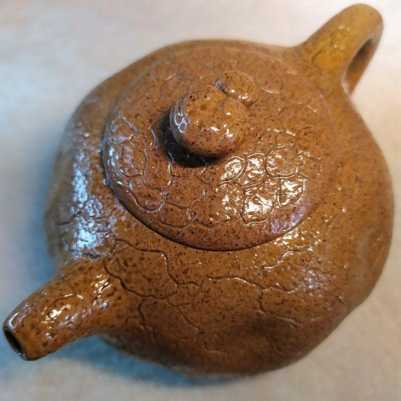 🍵段泥 柴燒 供春壺🍵   梅花7孔出水 390cc 《紫玉金砂 溫潤如玉》 『入窯一色 出窯萬彩』-細節圖5