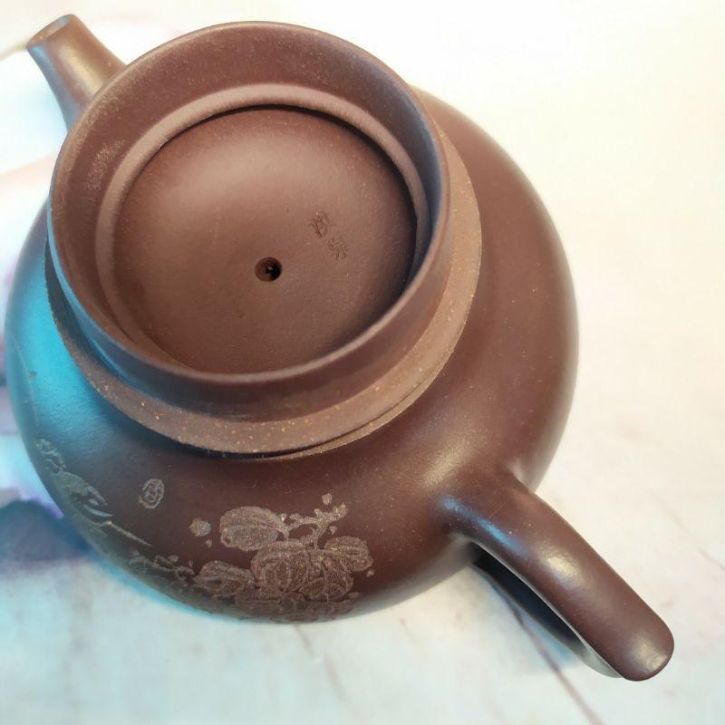 🍵宜興紫砂廠 黑星土 鐘鼎壺🍵壺名：鐘鼎壺底款：中國宜興 豆干章蓋款：洪泉 黑星土 宜興 宜興壺 紫砂壺 茶壺 茶具-細節圖8