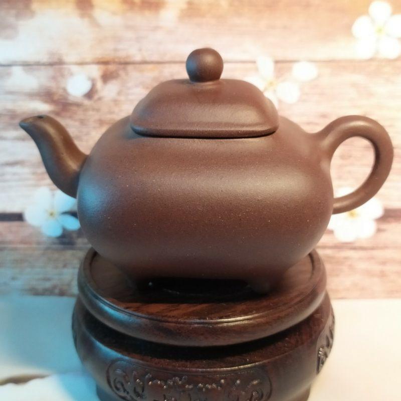‌🍵宜興紫砂廠 紫泥  傳爐壺🍵壺名：傳爐 出水：4孔 容量：約90cc 泥料：紫泥 宜興壺 紫砂壺 茶壺 茶具-細節圖2