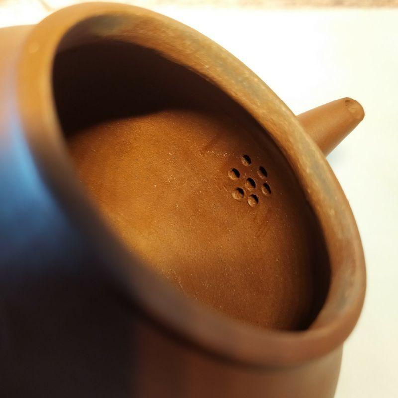 🍵宜興紫砂廠 紫泥 芭樂壺🍵壺名：芭樂水平壺 底款：中國宜興 泥料：紫泥 容量：約160cc 宜興壺 紫砂壺 茶壺 茶具-細節圖9