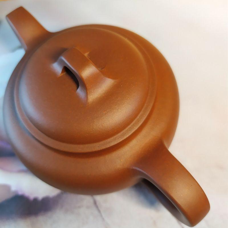 🍵精品清水泥 漢韻壺🍵  壺名：漢韻壺 底款：劉紅霞 泥料：清水泥 容量：約230cc 出水：10孔-細節圖3