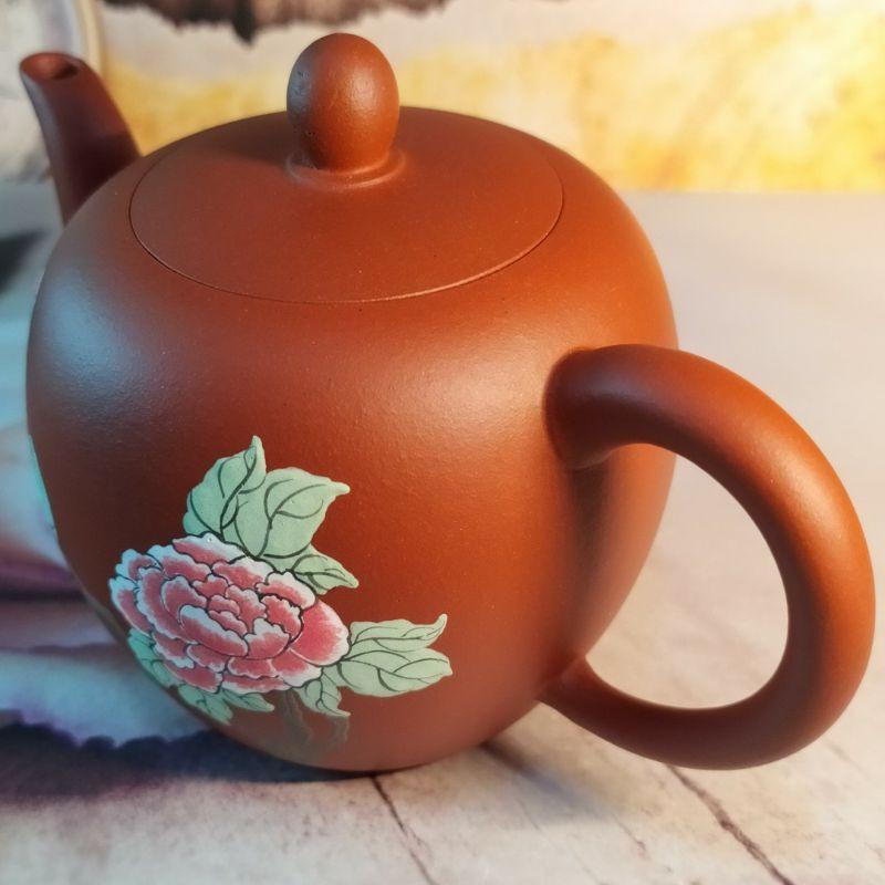 🍵朱泥 美人肩壺🍵泥彩繪牡丹 花開富貴  經典器型  泡茶利器 梅花7孔出水 220cc  《紫玉金砂 溫潤如玉》-細節圖2