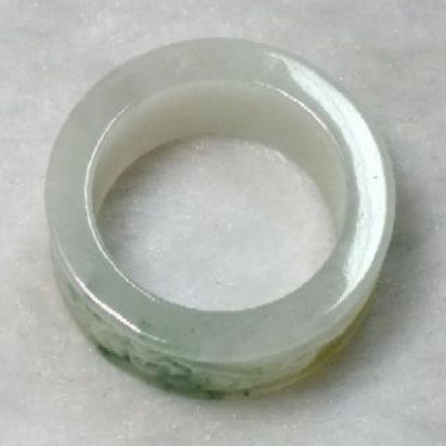 🦇福星高照🦇 天然緬甸玉A貨翡翠-糯冰飄綠花 精雕 蝙蝠 如意紋 扳指【92jade 遇見善緣】現貨特惠 翡翠扳指戒指-細節圖4