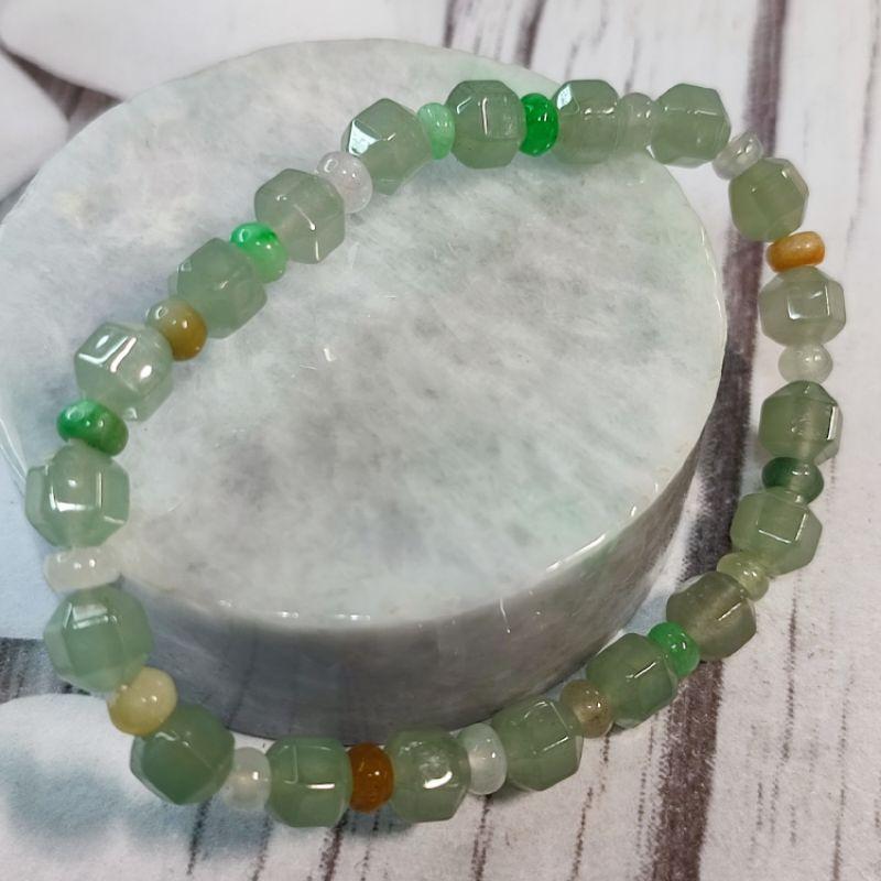 📿六菱珠📿天然緬甸玉 A貨翡翠-6mm冰晴六菱形珠+三彩算盤珠 手珠/手鍊/手串 現貨特價【92jade 遇見善緣】-細節圖3
