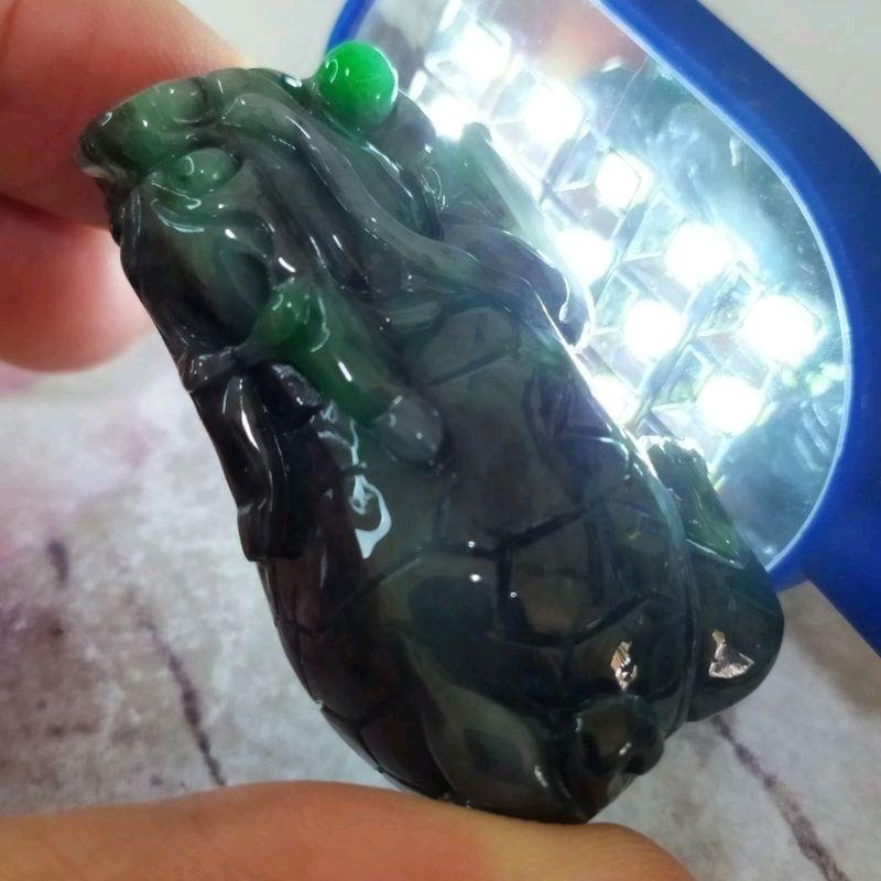 🐉招財守護🐢天然緬甸玉 A貨翡翠 烏雞 龍龜 小擺件/手把件 【92jade遇見善緣】現貨特惠 翡翠龍龜 玄武擺件手把件-細節圖5