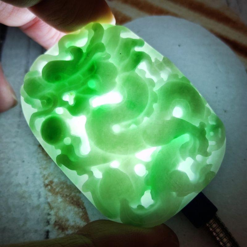 🐲龍行天下🐉天然緬甸玉 A貨 翡翠 飄綠花  精雕 龍 龍牌 現貨特價 翡翠龍牌  龍牌吊墬 龍玉佩 龍項鍊 龍牌墬子-細節圖4