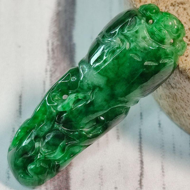 🎉人生如意🎉天然緬甸玉 A貨翡翠-辣色花青 立體精雕 人蔘 現貨實拍優惠特價【92jade 遇見善緣】-細節圖6