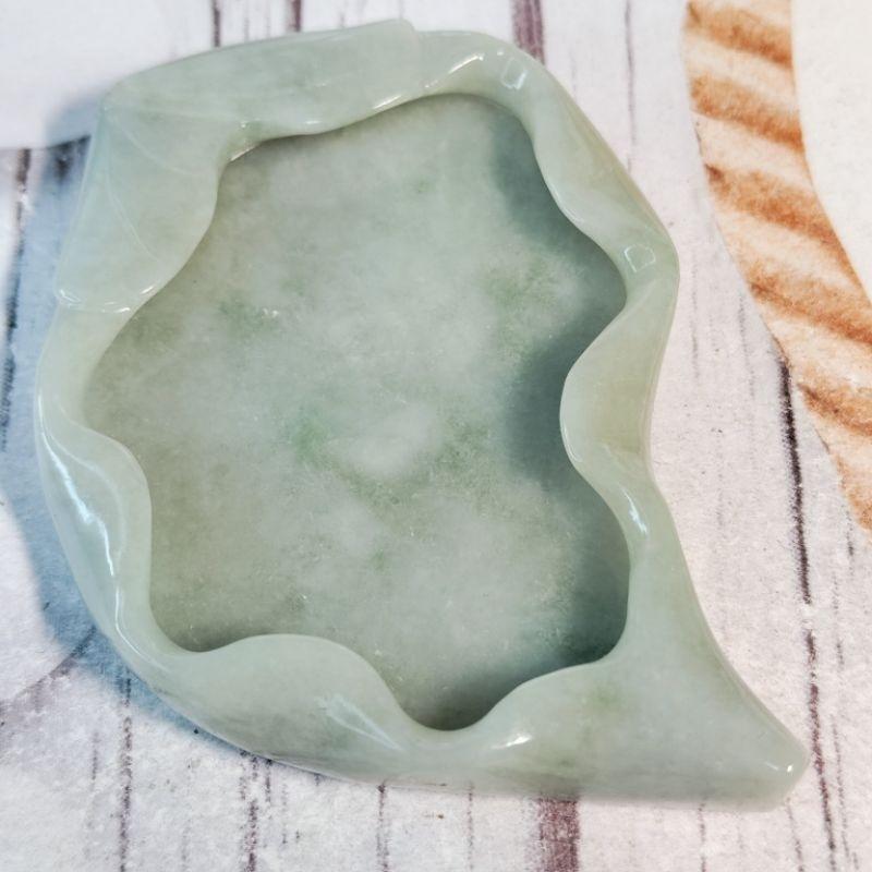 ☘️ 荷包滿滿☘️天然緬甸玉A貨翡翠-精雕 荷葉 筆洗/墨碟/筆擱 擺件 現貨優惠特價【92jade遇見善緣】翡翠筆洗-細節圖4