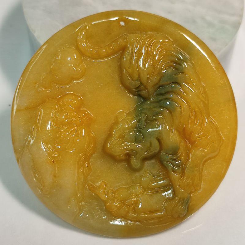 🐯驅邪納吉🐯天然緬甸玉A貨翡翠-黃翡 精雕 下山 虎 玉牌玉墬吊墬掛件 附證書 現貨特價【92jade 遇見善緣】-細節圖2