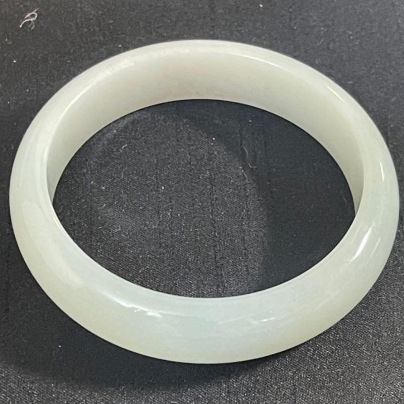 💠大圈口貴婦平安鐲💠天然緬甸玉A貨翡翠-21圍 淡底色 大手圍 手鐲 手環 玉鐲 翡翠手鐲 附國際寶石鑑定證書母親節禮物-細節圖6