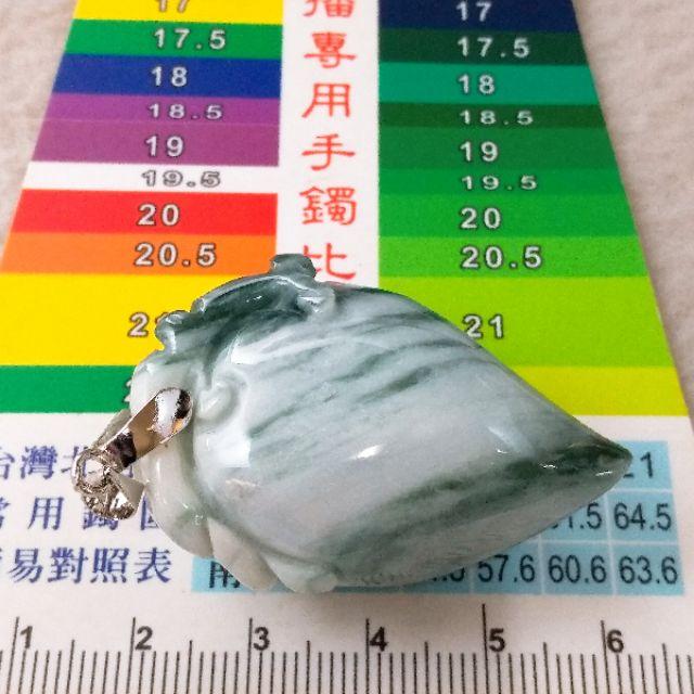 🦇福壽雙全🍑天然緬甸玉 A貨翡翠-飄藍花 立體精雕 蝙福/壽桃 現貨實拍優惠特價【92jade 遇見善緣】-細節圖3