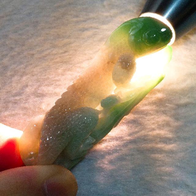 🦎今非昔比🦎天然緬甸玉 A貨翡翠-三彩 立體精雕 蜥蜴(變色龍) 小擺件【92jade 遇見善緣】現貨特惠-細節圖2