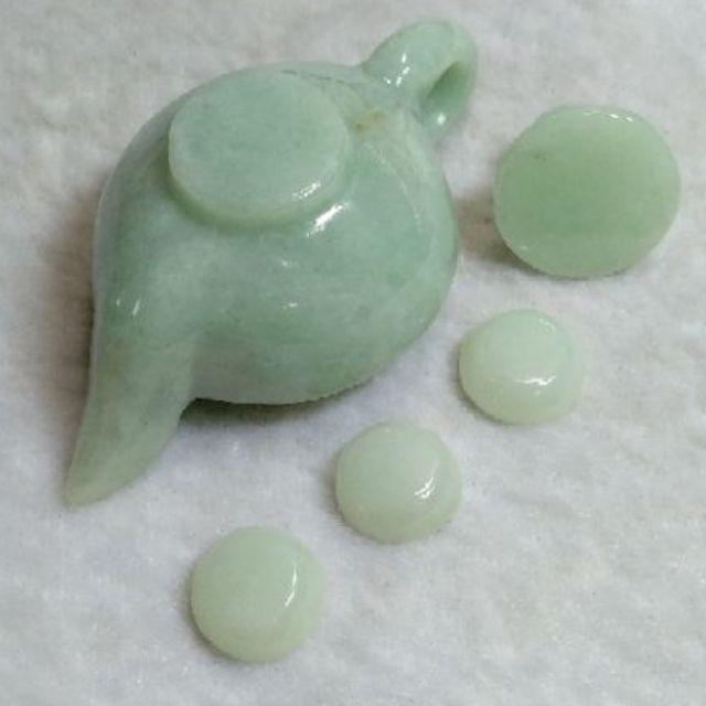 🀄把把胡🀄-天然緬甸玉A貨翡翠-果綠色 精雕 玉壺 茶壺 小擺件 現貨特價【92jade 遇見善緣】翡翠茶壺 玉茶壺-細節圖2