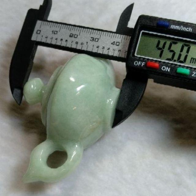 🀄把把胡🀄-天然緬甸玉A貨翡翠-果綠色 精雕 玉壺 茶壺 小擺件 現貨特價【92jade 遇見善緣】翡翠茶壺 玉茶壺-細節圖6