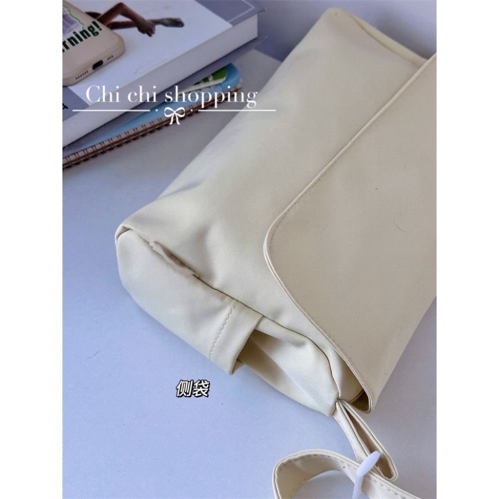 日系純色簡約郵差包-細節圖5