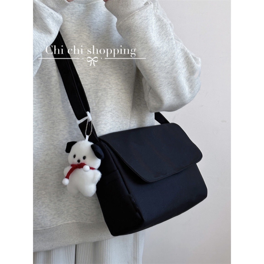 日系純色簡約郵差包-細節圖11