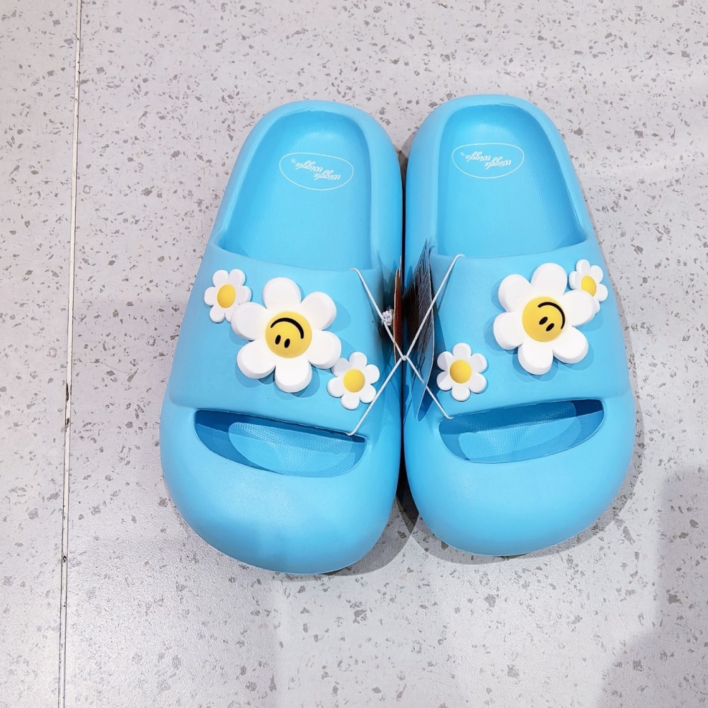 MINISO wiggle wiggle太陽花系列小熊浴室居家拖鞋-細節圖2