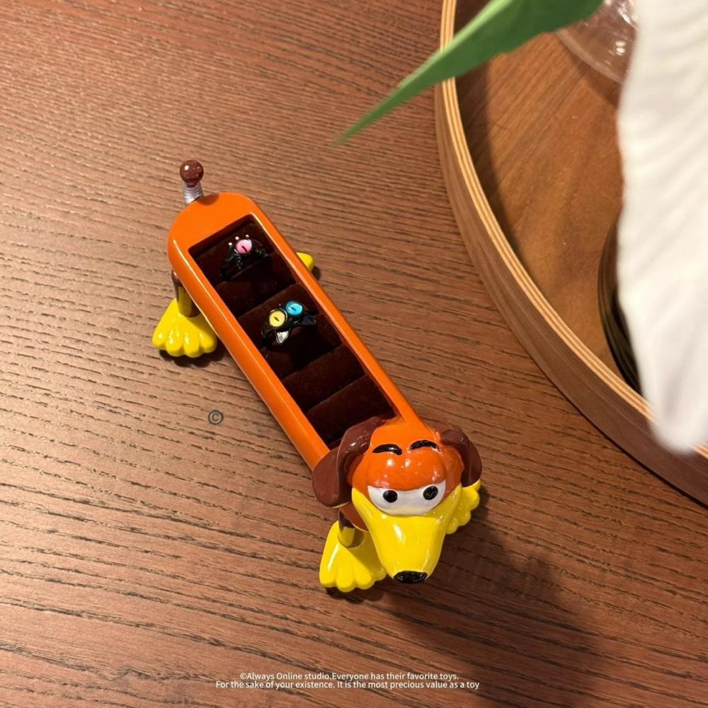 【彈簧狗擺飾首飾盒】角色造型戒指收納｜桌面收納小物/送禮禮物推薦/創意首飾展示架/飾品架🐾-細節圖2