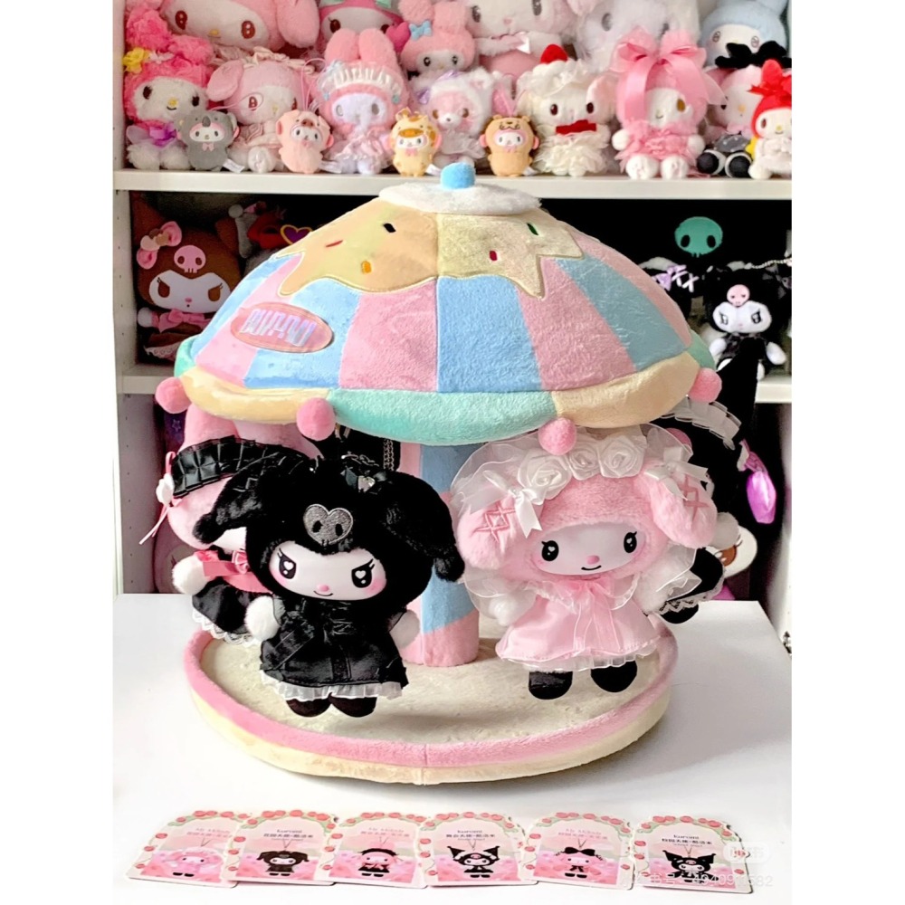 可愛旋轉木馬掛飾展示架 可愛玩偶展示台 桌面收納裝飾 桌上型旋轉公仔展示架 吊飾玩偶擺拍神器-細節圖6