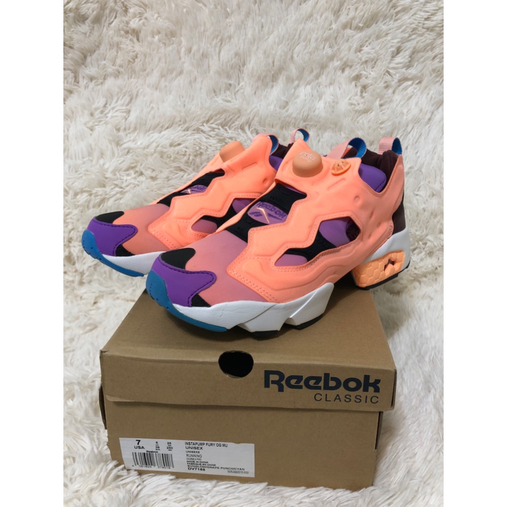 Reebok pump 女慢跑鞋-細節圖3