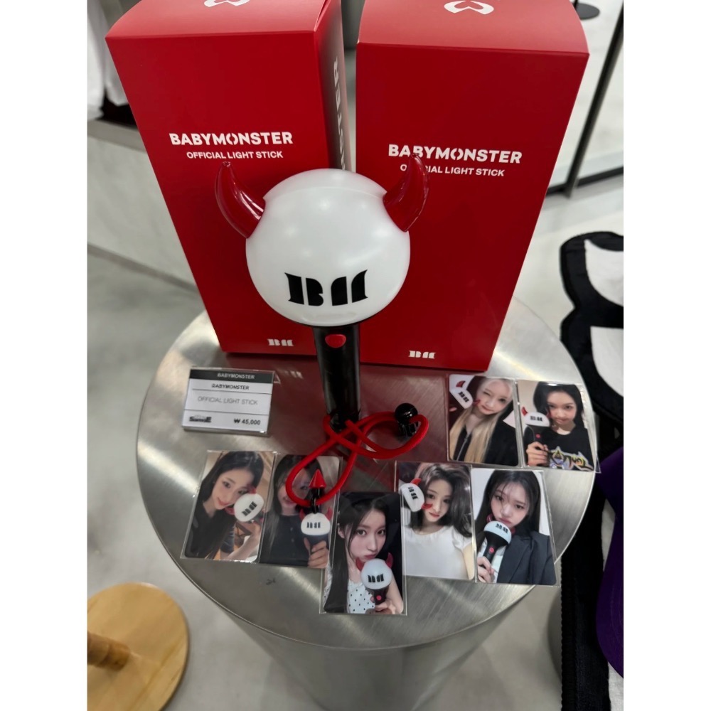 BABYMONSTER手燈-細節圖2