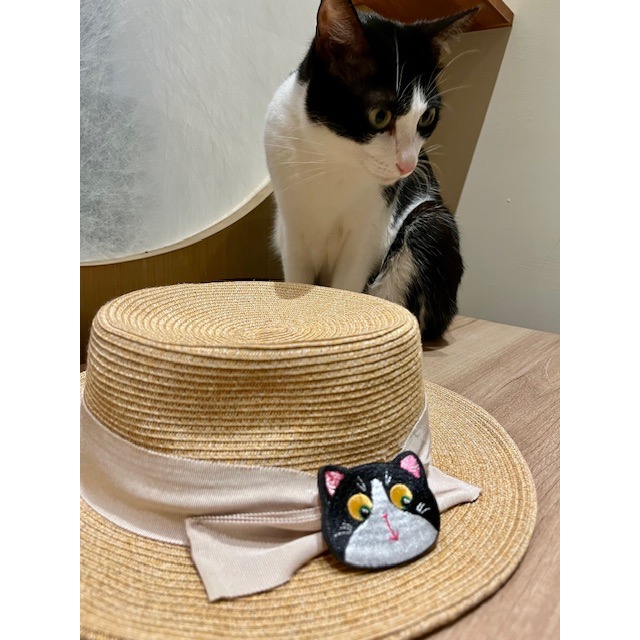 納茲貓刺繡皮革別針-細節圖3