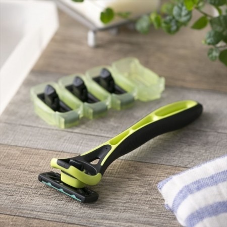 日本貝印 KAI - Xfit 5刀刃刮鬍刀+4替刃 XF5-4BS-細節圖6