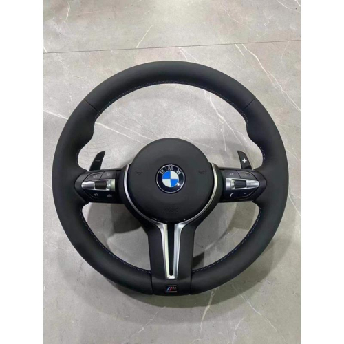 BMW 運動版方向盤，碳纖維方向盤，丁字褲方向盤，F30/f10都可用