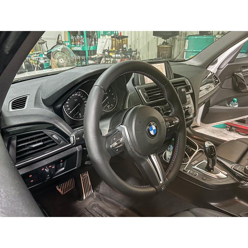 BMW 運動版方向盤，碳纖維方向盤，丁字褲方向盤，F30/f10都可用-細節圖5