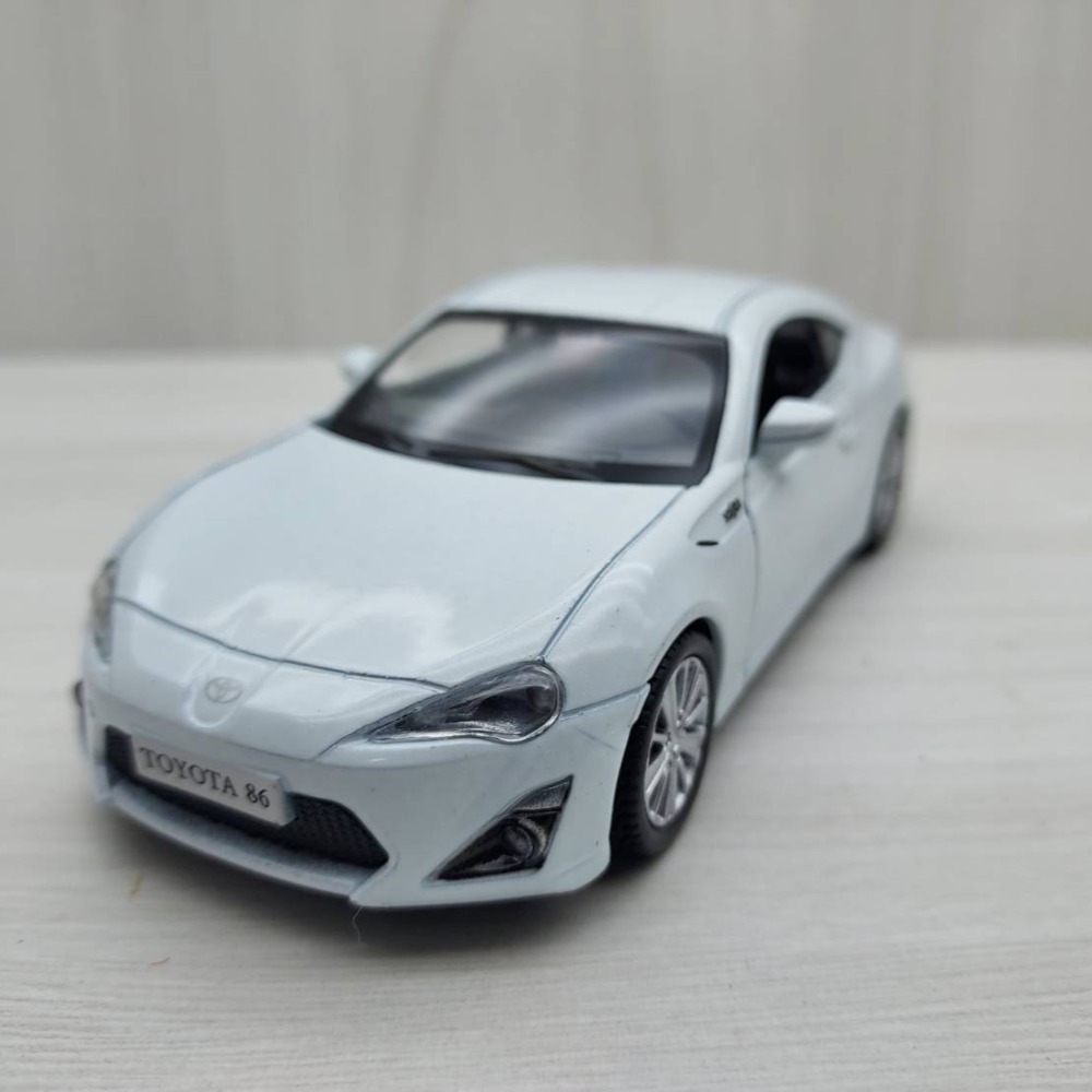 全新盒裝~1:36 ~豐田TOYOTA 86 合金模型車白色- 小寶模型車- iOPEN Mall