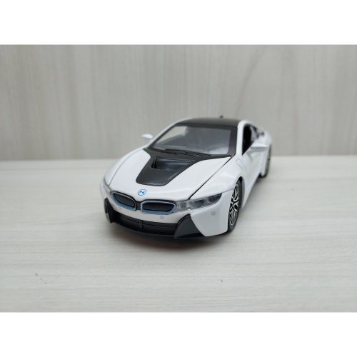 全新盒裝1:32 ~寶馬 BMW i8 白色 合金 模型車 聲光車 玩具 兒童 禮物 收藏