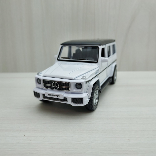 全新盒裝1:36~賓士 MERCEDES-BENZ G63 AMG 黑白色 合金汽車模型