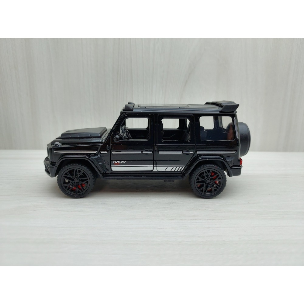 全新盒裝~1:36 ~BRABUS 巴博斯 G800 黑色 合金 模型車(聲光車)玩具 兒童 禮物 收藏 交通-細節圖2