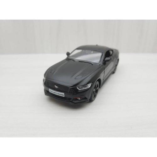 台灣現貨 全新盒裝1:36~福特 FORD 2015野馬 消光黑色 合金汽車模型 兒童禮物 收藏 玩具車