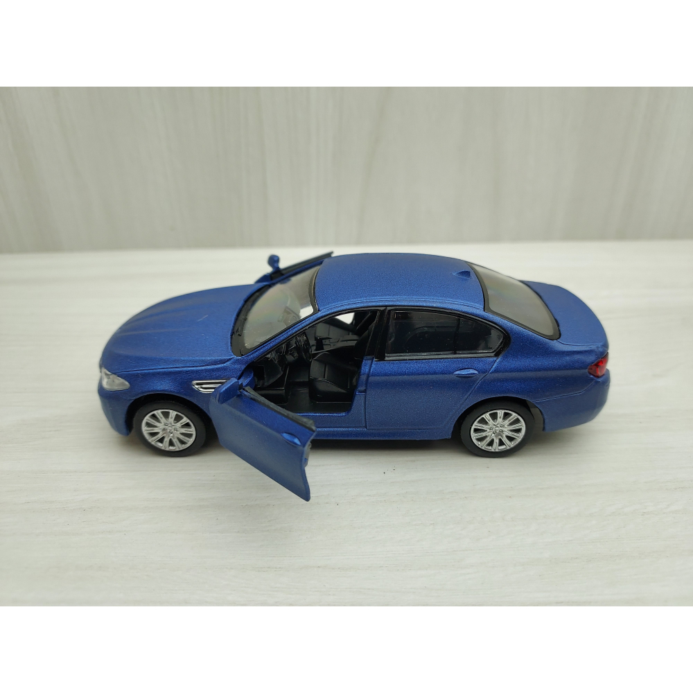 全新盒裝1:36~寶馬BMW M5 消光藍色合金汽車模型-細節圖3