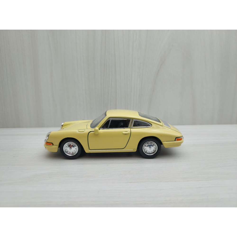 全新盒裝1:36~保時捷 PORSCHE 911 淺黃色 合金汽車模型-細節圖2