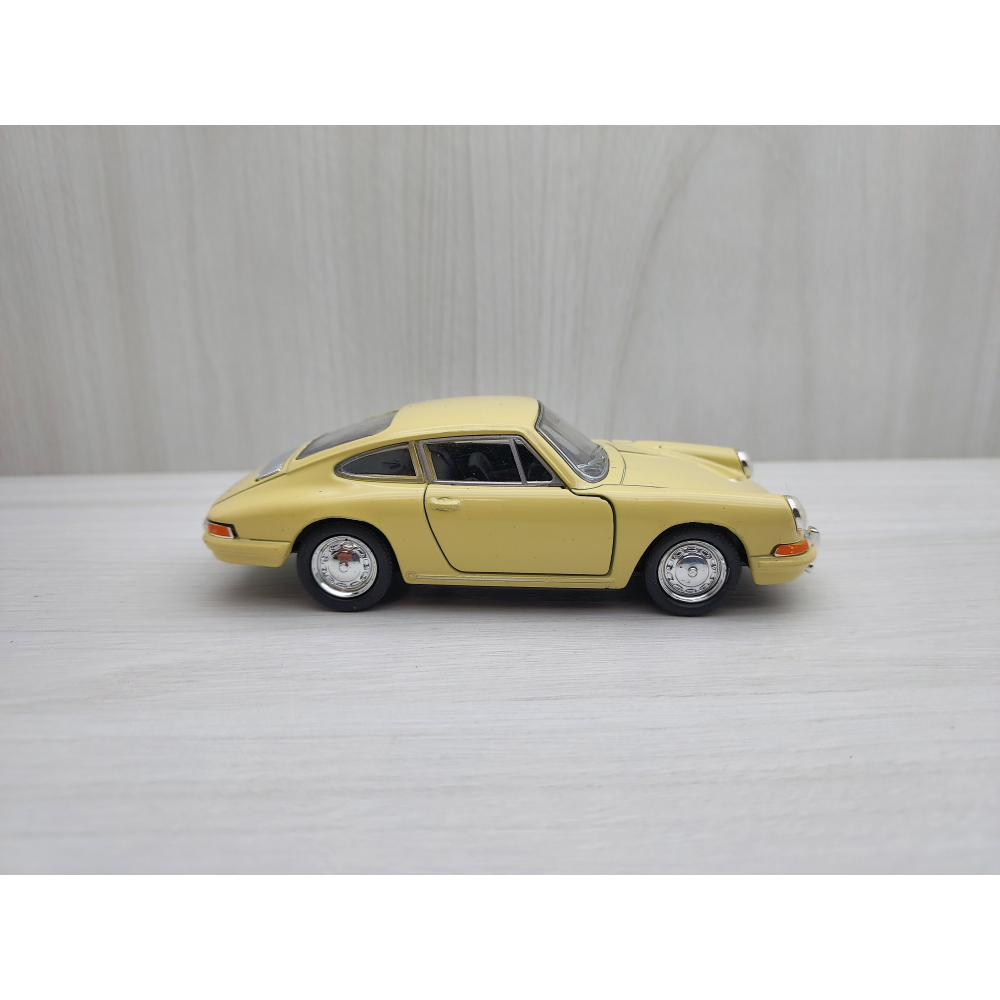 全新盒裝1:36~保時捷 PORSCHE 911 淺黃色 合金汽車模型-細節圖3
